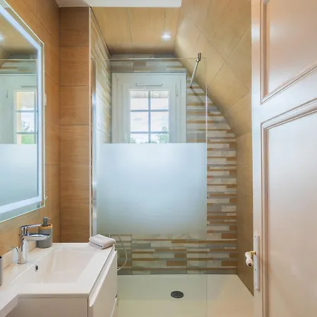 Vakantiehuis Les Rouazes - Demeure Pour 15p *